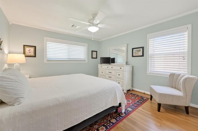 4325 Willowbend Boulevard, Houston, TX 77035