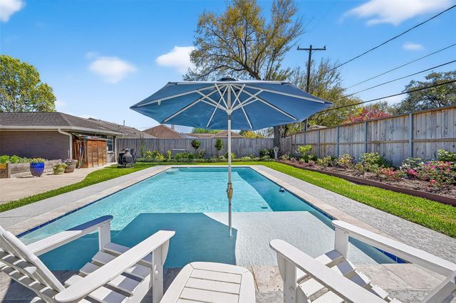 4325 Willowbend Boulevard, Houston, TX 77035