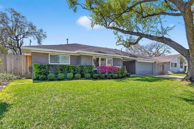 4325 Willowbend Boulevard, Houston, TX 77035