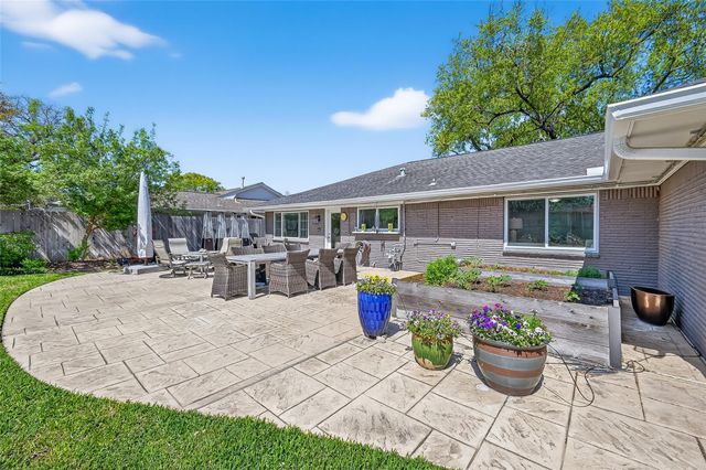 4325 Willowbend Boulevard, Houston, TX 77035