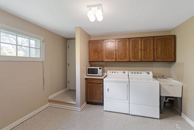 1736 Cavell Avenue, Highland Park, IL 60035