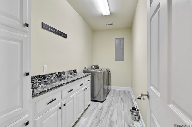 5470 Wye Rd, Lakeland, LA 70752