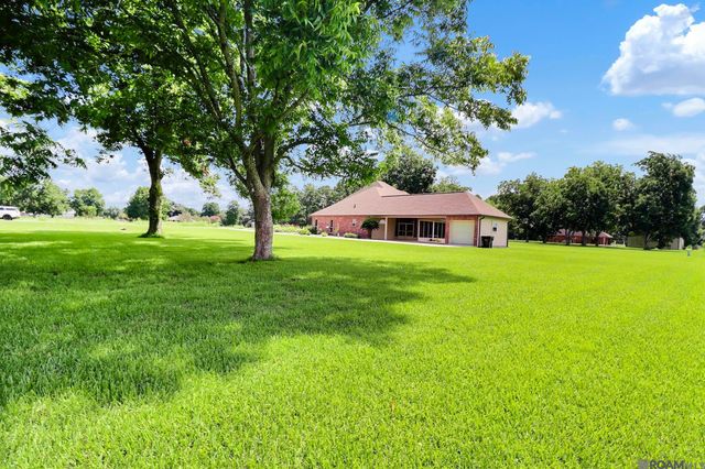 5470 Wye Rd, Lakeland, LA 70752