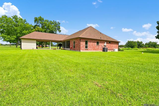 5470 Wye Rd, Lakeland, LA 70752