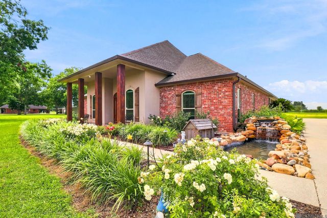 5470 Wye Rd, Lakeland, LA 70752