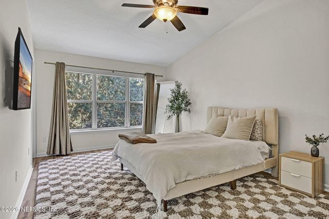 13255 STONE POND Drive, Jacksonville, FL 32224