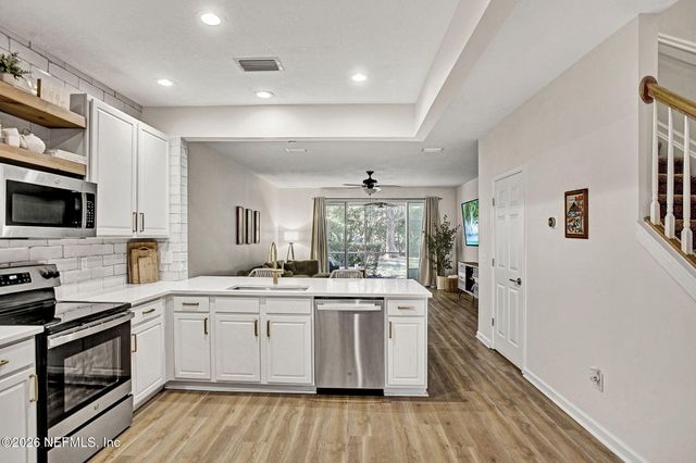 13255 STONE POND Drive, Jacksonville, FL 32224