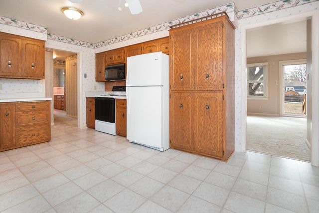 127 TAFT STREET, Green Bay, WI 54301