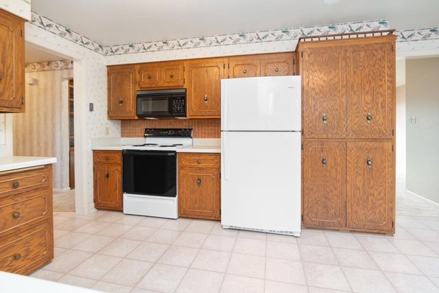 127 TAFT STREET, Green Bay, WI 54301