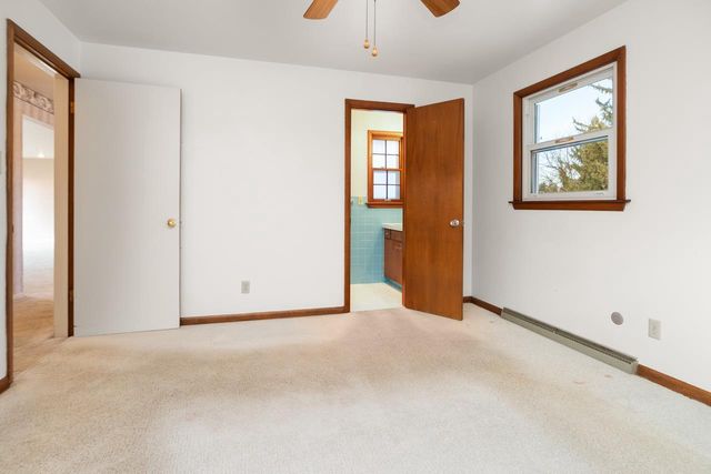 127 TAFT STREET, Green Bay, WI 54301