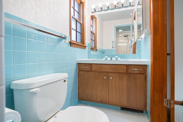 127 TAFT STREET, Green Bay, WI 54301