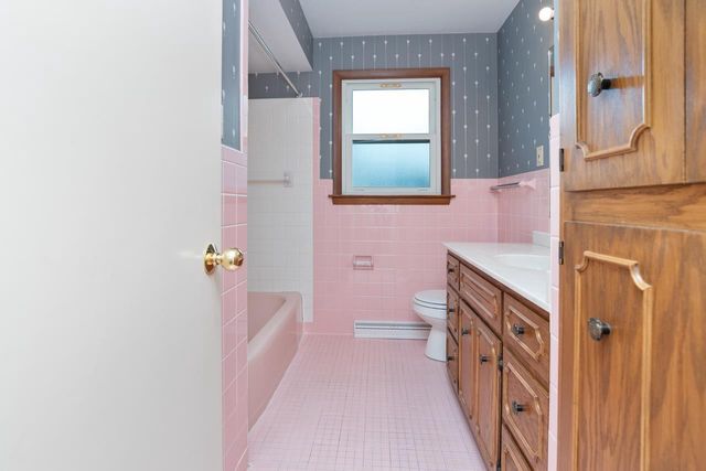 127 TAFT STREET, Green Bay, WI 54301