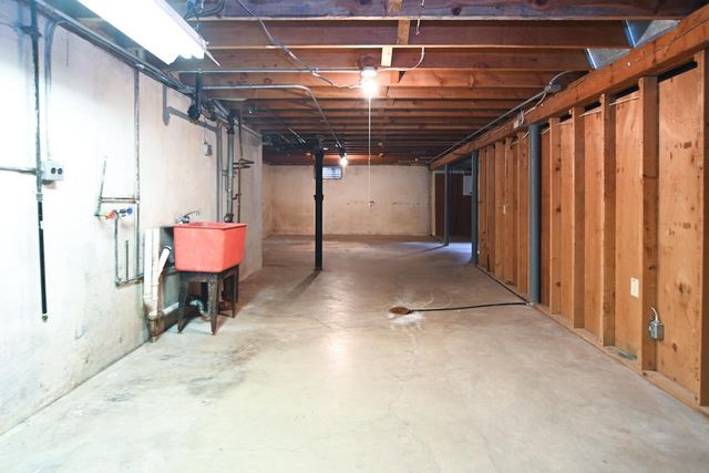 127 TAFT STREET, Green Bay, WI 54301