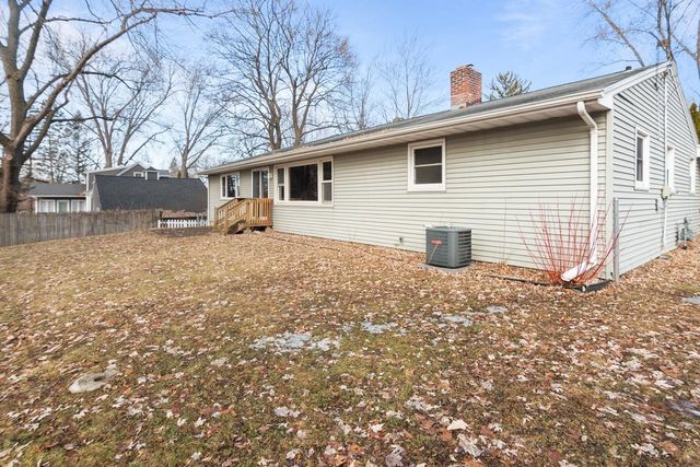 127 TAFT STREET, Green Bay, WI 54301