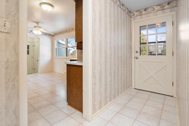 127 TAFT STREET, Green Bay, WI 54301