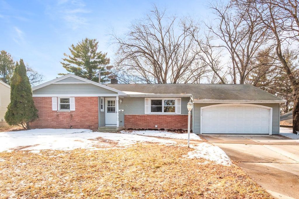 127 TAFT STREET, Green Bay, WI 54301