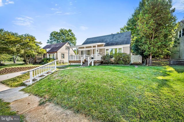 825 CLIFFEDGE RD, Baltimore, MD 21208