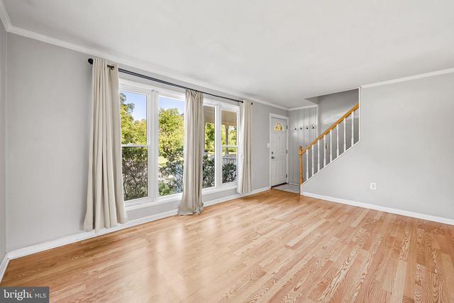 825 CLIFFEDGE RD, Baltimore, MD 21208