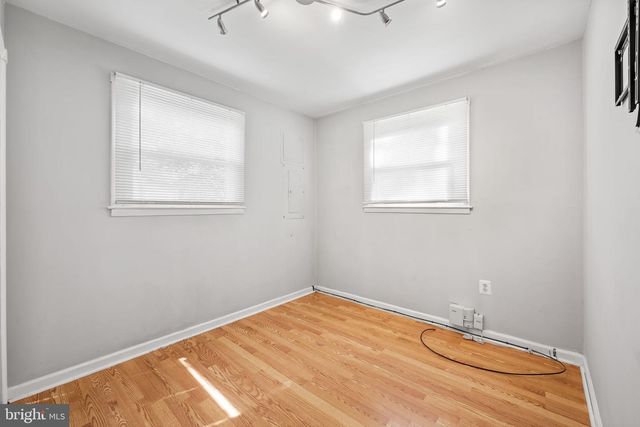 825 CLIFFEDGE RD, Baltimore, MD 21208
