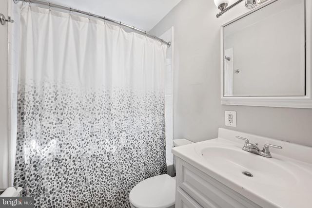825 CLIFFEDGE RD, Baltimore, MD 21208