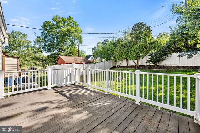 825 CLIFFEDGE RD, Baltimore, MD 21208