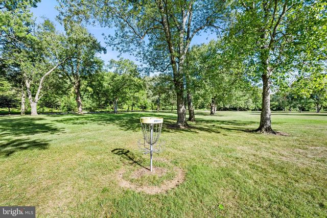 825 CLIFFEDGE RD, Baltimore, MD 21208