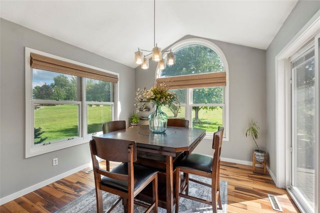 5843 Wells Lane, Cedar Rapids, IA 52411