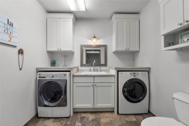 5843 Wells Lane, Cedar Rapids, IA 52411