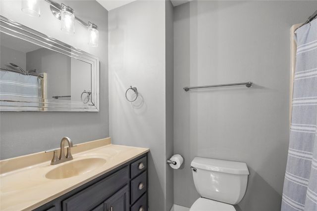 5843 Wells Lane, Cedar Rapids, IA 52411