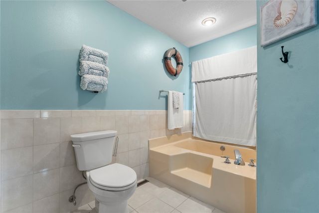 5843 Wells Lane, Cedar Rapids, IA 52411