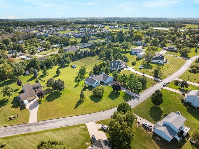 5843 Wells Lane, Cedar Rapids, IA 52411