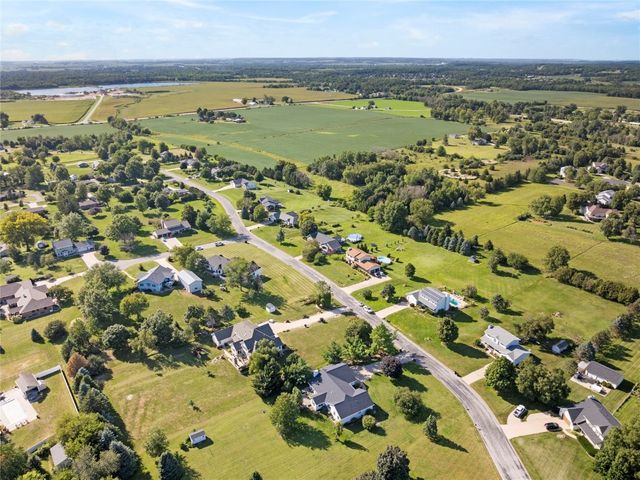 5843 Wells Lane, Cedar Rapids, IA 52411