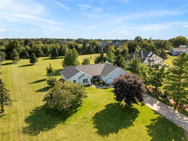 5843 Wells Lane, Cedar Rapids, IA 52411