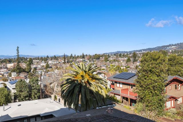 5405 Carlton St 303, Oakland, CA 94618