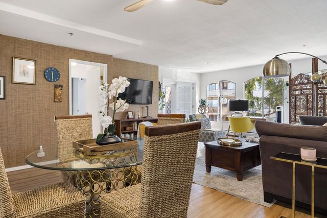 5405 Carlton St 303, Oakland, CA 94618