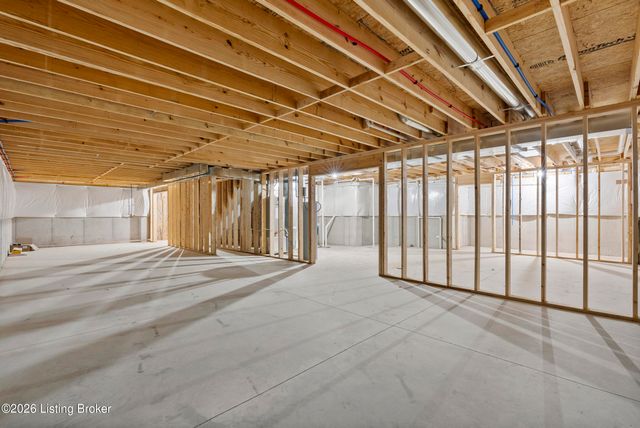 104 Glenda Elaine Dr, Mt Washington, KY 40047