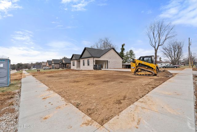 104 Glenda Elaine Dr, Mt Washington, KY 40047