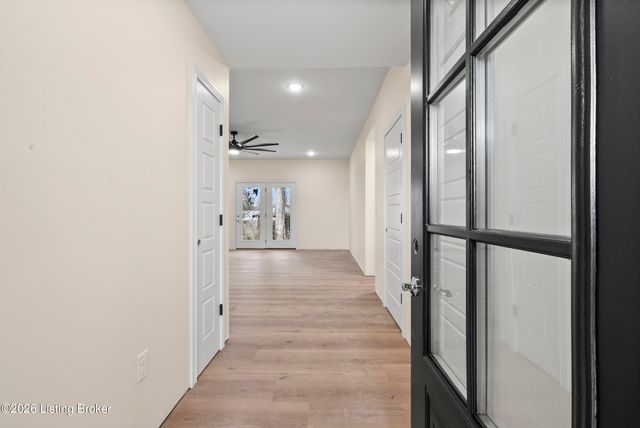 104 Glenda Elaine Dr, Mt Washington, KY 40047