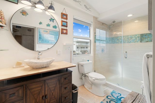 311 Buttonwood Circle, Key Largo, FL 33037