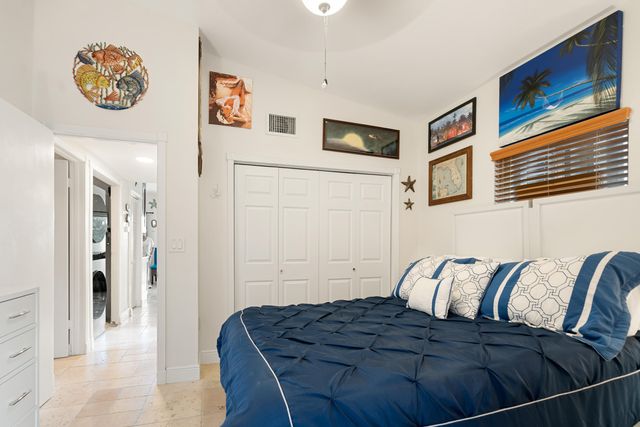 311 Buttonwood Circle, Key Largo, FL 33037