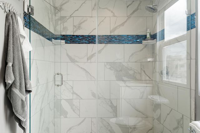 311 Buttonwood Circle, Key Largo, FL 33037