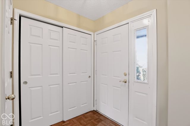 9127 Sea Oats Drive, Indianapolis, IN 46250