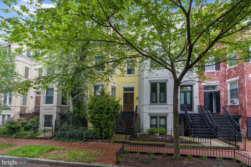 505 CONSTITUTION AVE NE, Washington, DC 20002
