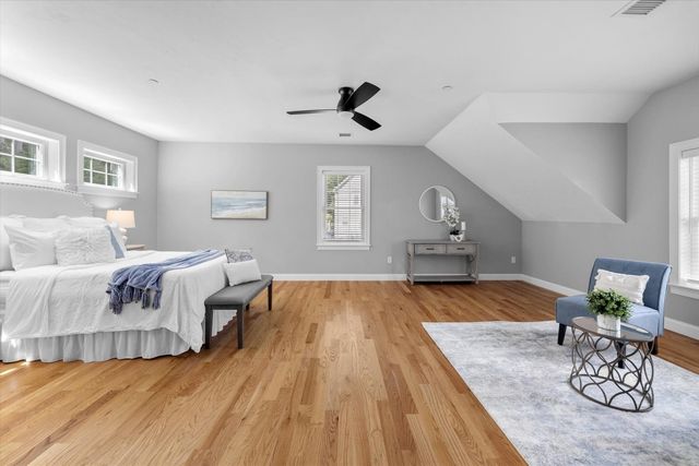 14 Houghton Farm Ln, Bolton, MA 01740