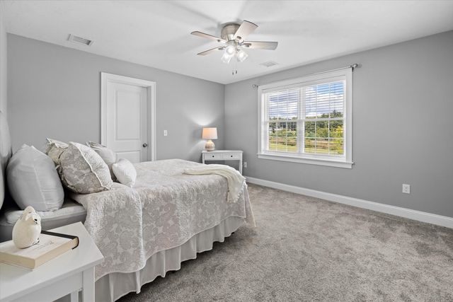 14 Houghton Farm Ln, Bolton, MA 01740