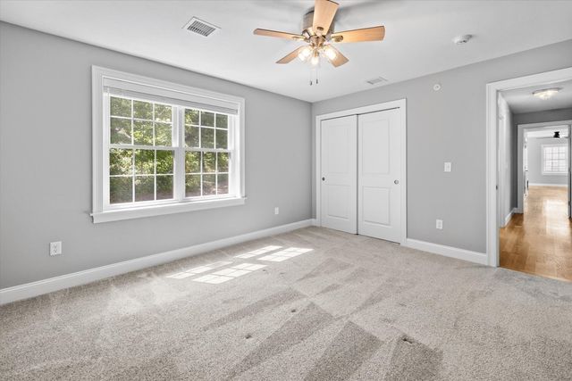 14 Houghton Farm Ln, Bolton, MA 01740