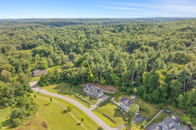 14 Houghton Farm Ln, Bolton, MA 01740