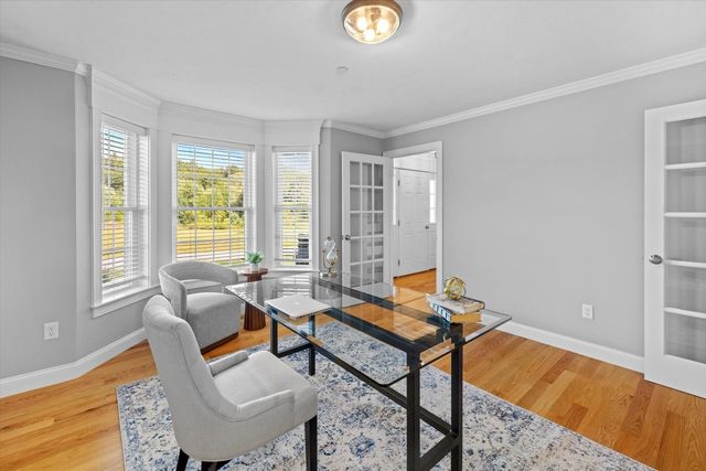 14 Houghton Farm Ln, Bolton, MA 01740