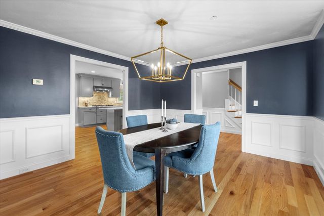 14 Houghton Farm Ln, Bolton, MA 01740