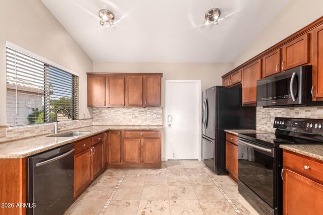 19912 N 76TH Avenue, Glendale, AZ 85308